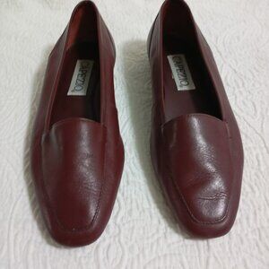 Capezio Women's Flats Loafers Size 8,1/2M Burgundy Jenny Slip On Leather Shoes